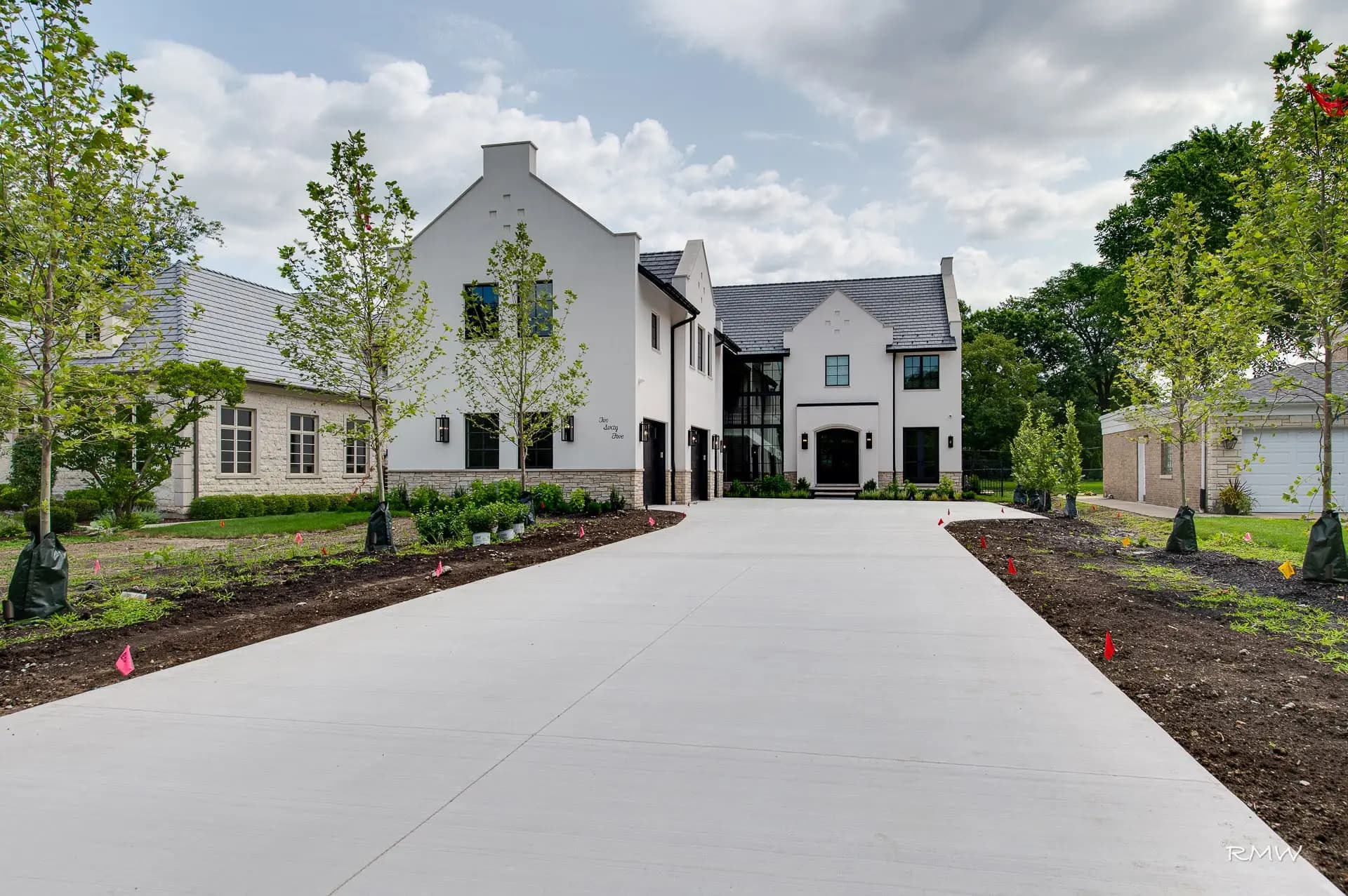 Traditional Elmhurst Home - Image 1