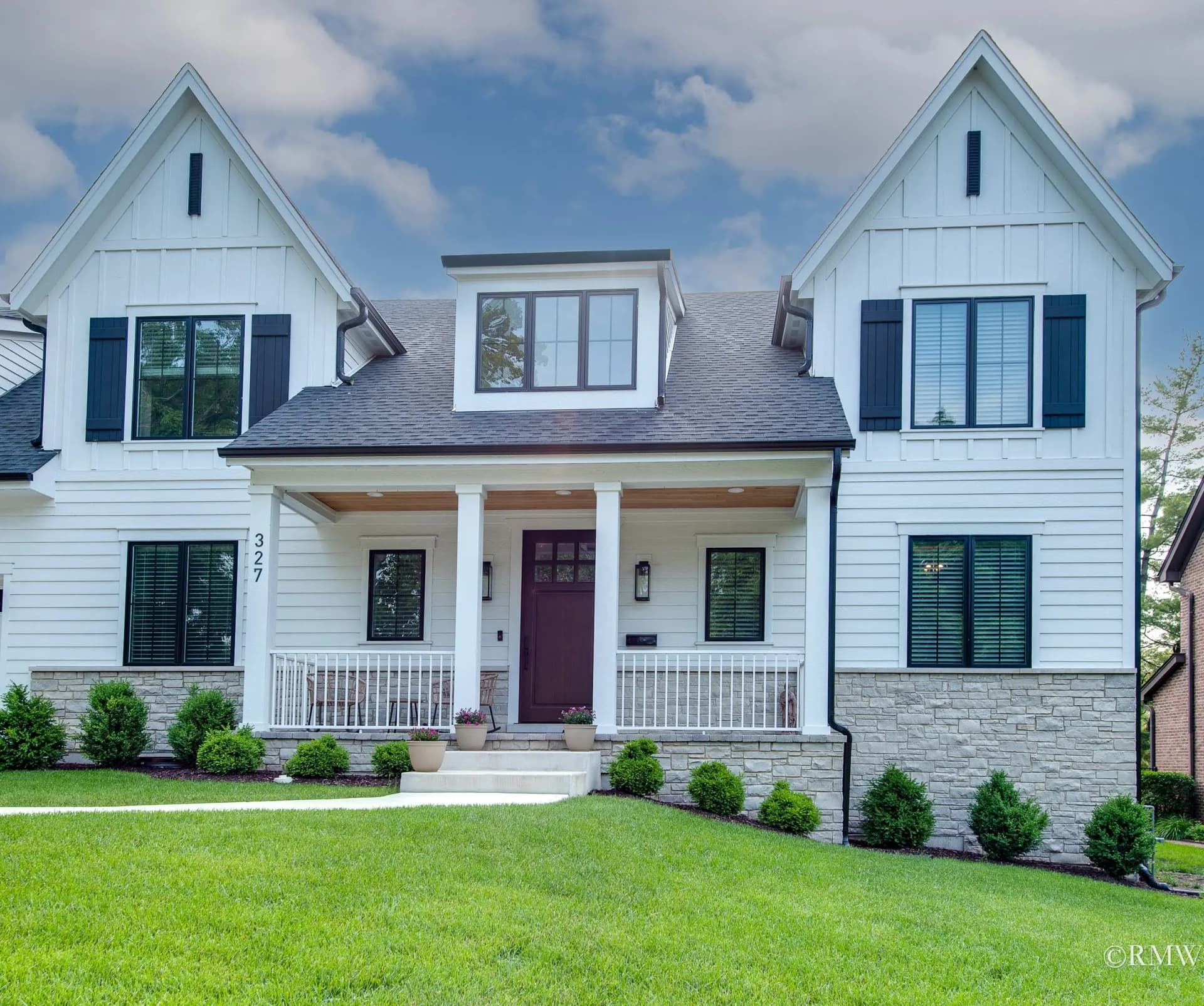 Contemporary Itasca Home - Image 1